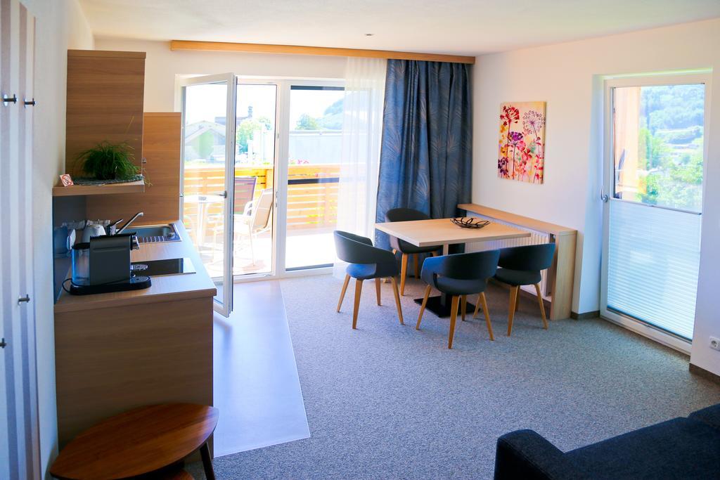 Pension Reiter-Moravec Seewalchen am Attersee Extérieur photo